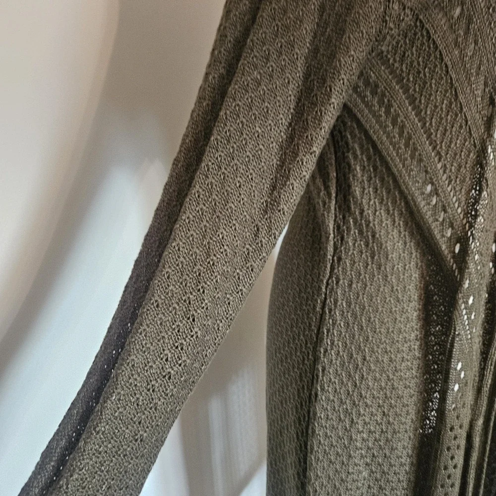 Its Our Time Women's Olive Green Long Length Knit  Open Cardigan NWT - Picture 8 of 15